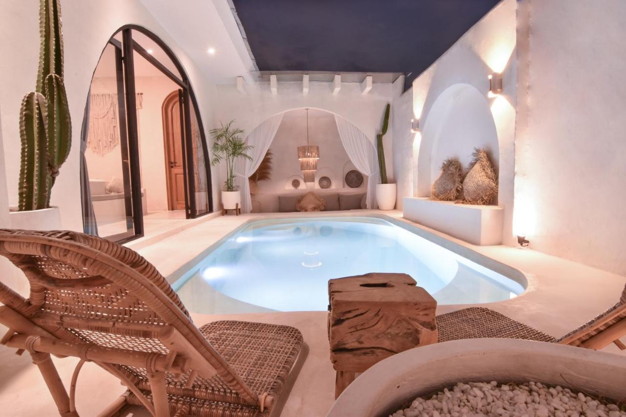 Bohemian Jogja Villas With Private Pool Kejayan 외부 사진
